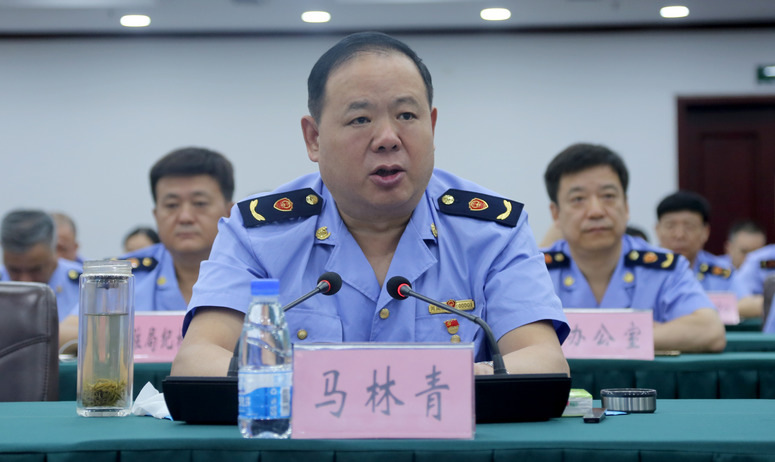 河南省工商局召開全省工商系統(tǒng)掃黑除惡專項(xiàng)斗爭(zhēng)工作推進(jìn)會(huì)